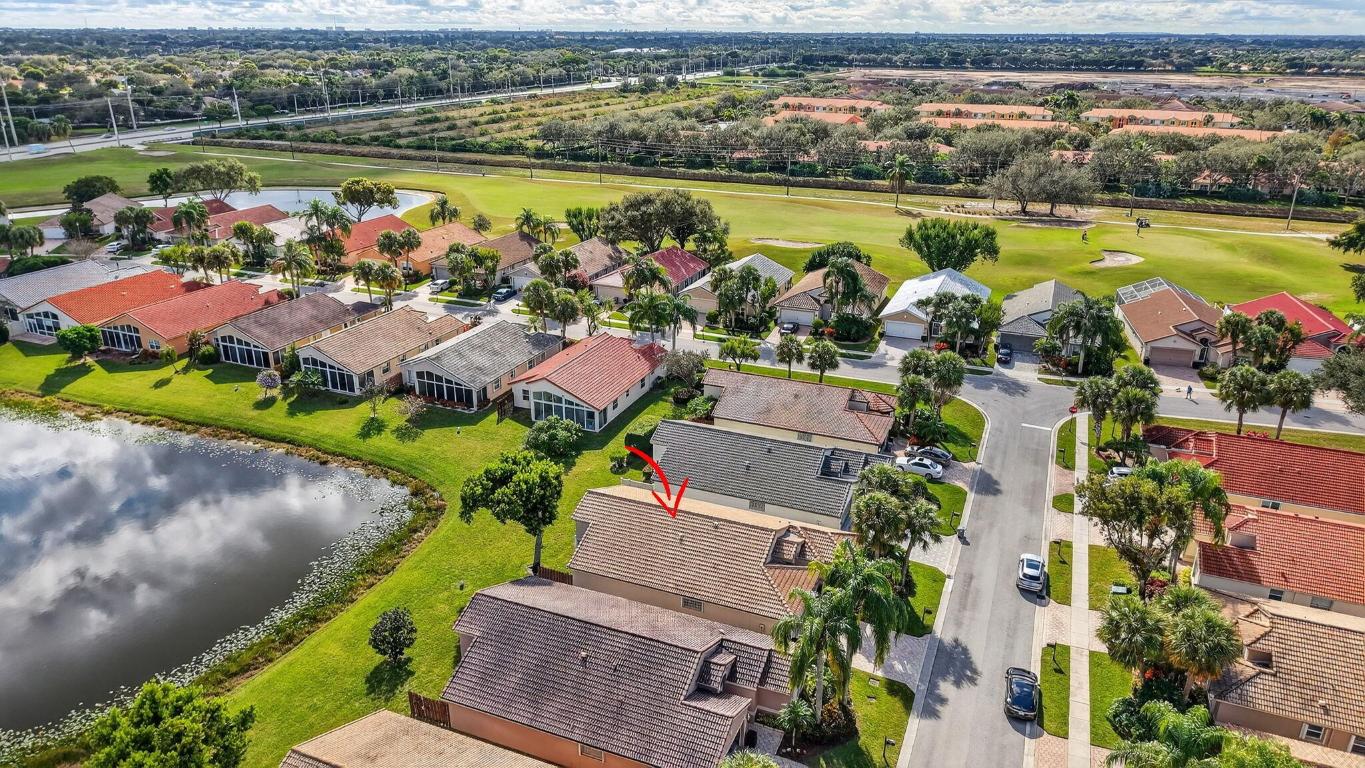 LAKERIDGE GREENS - Residential