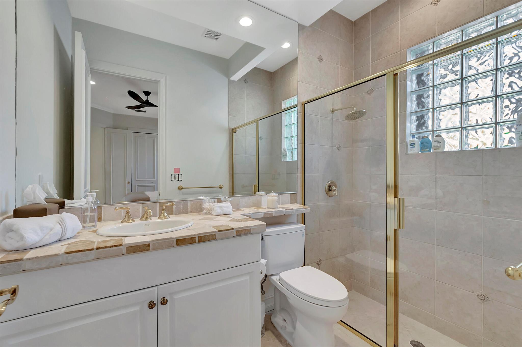 THE LANDINGS - Residential