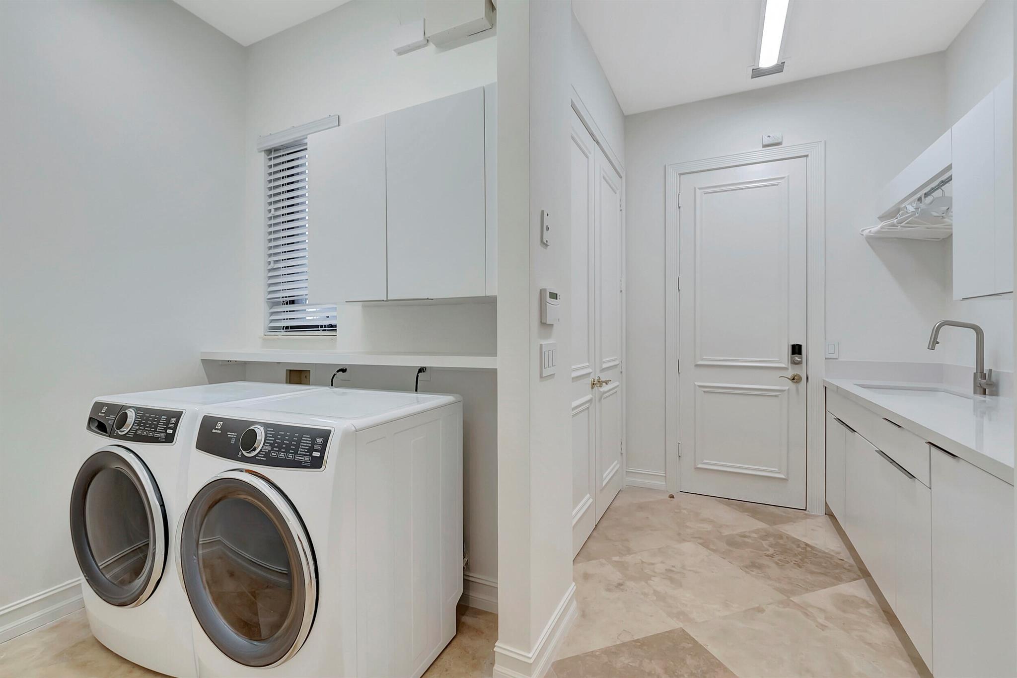 THE LANDINGS - Residential