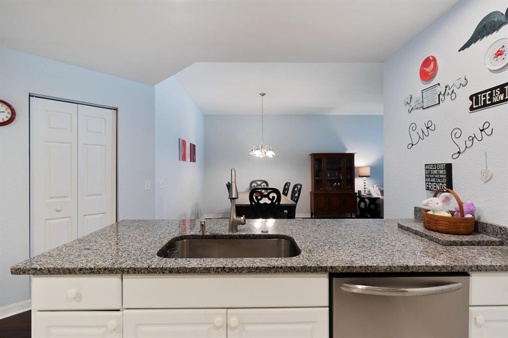 THE LAKES AT THE SAVANNAHS CONDOMINIUM - Residential