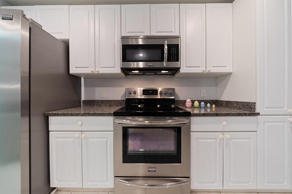 THE LAKES AT THE SAVANNAHS CONDOMINIUM - Residential