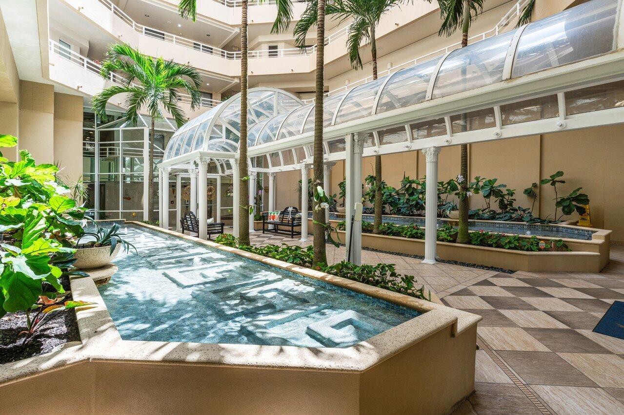 CORINTHIANS CONDO - Residential