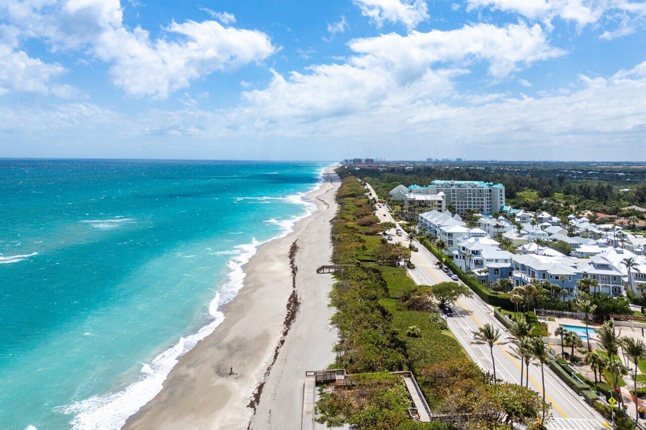 CORINTHIANS CONDO - Residential