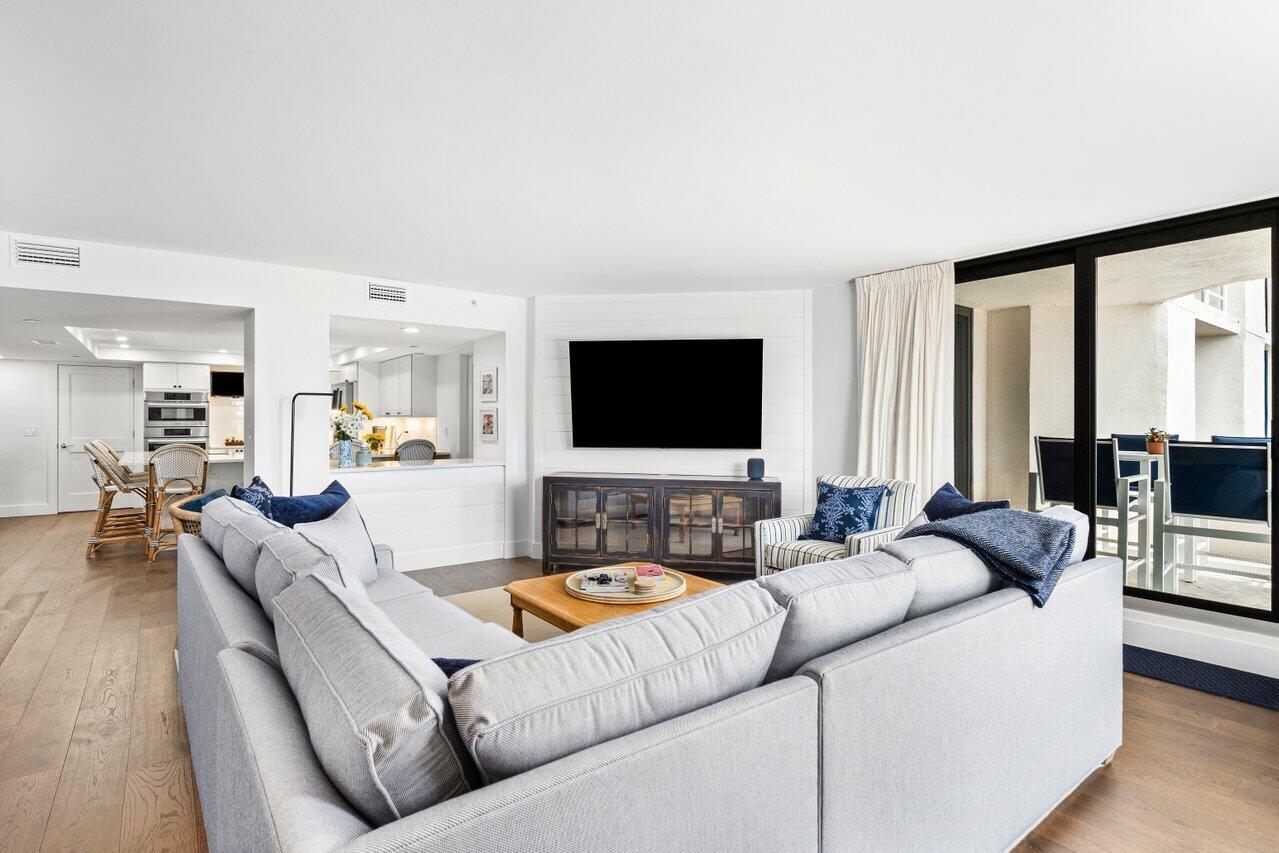 CORINTHIANS CONDO - Residential