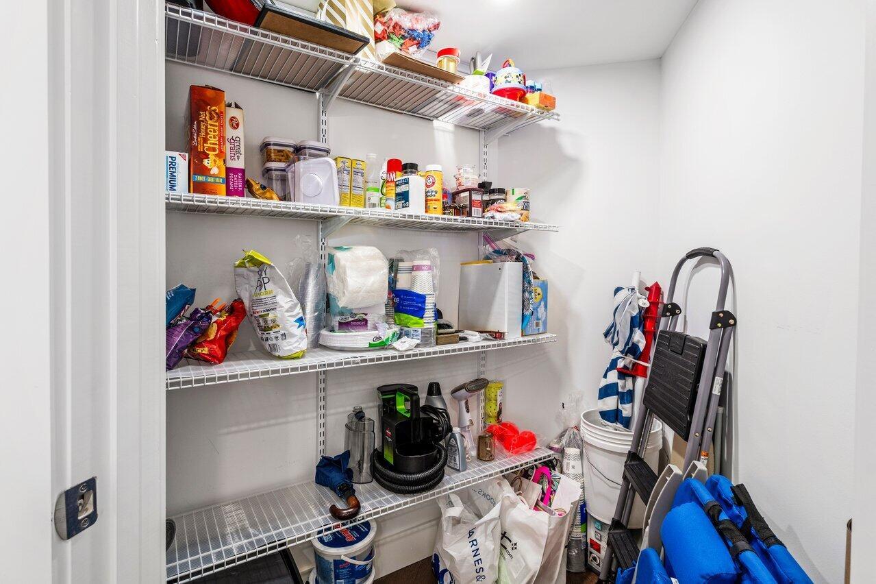 CORINTHIANS CONDO - Residential