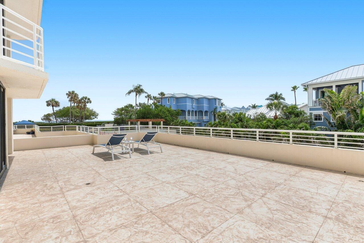 CORINTHIANS CONDO - Residential