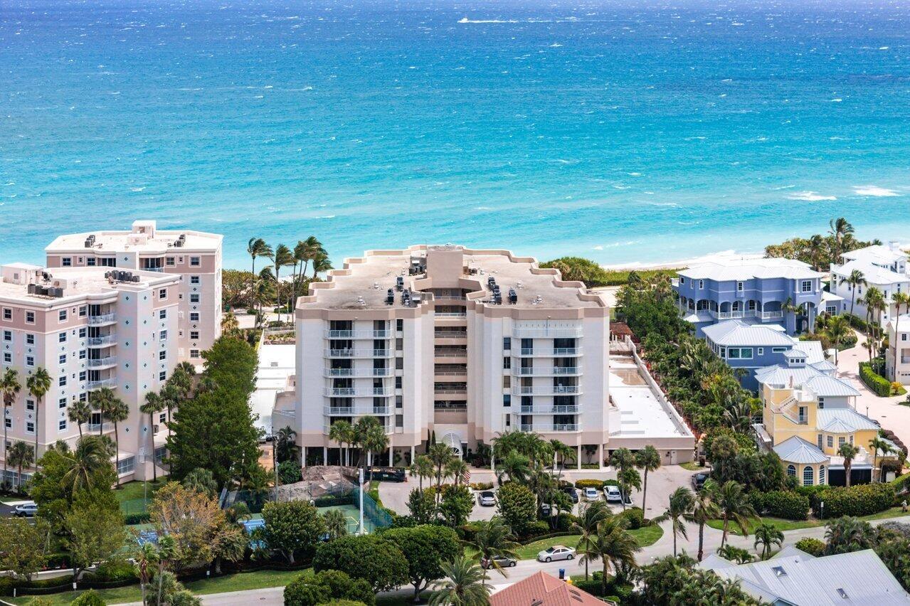 CORINTHIANS CONDO - Residential