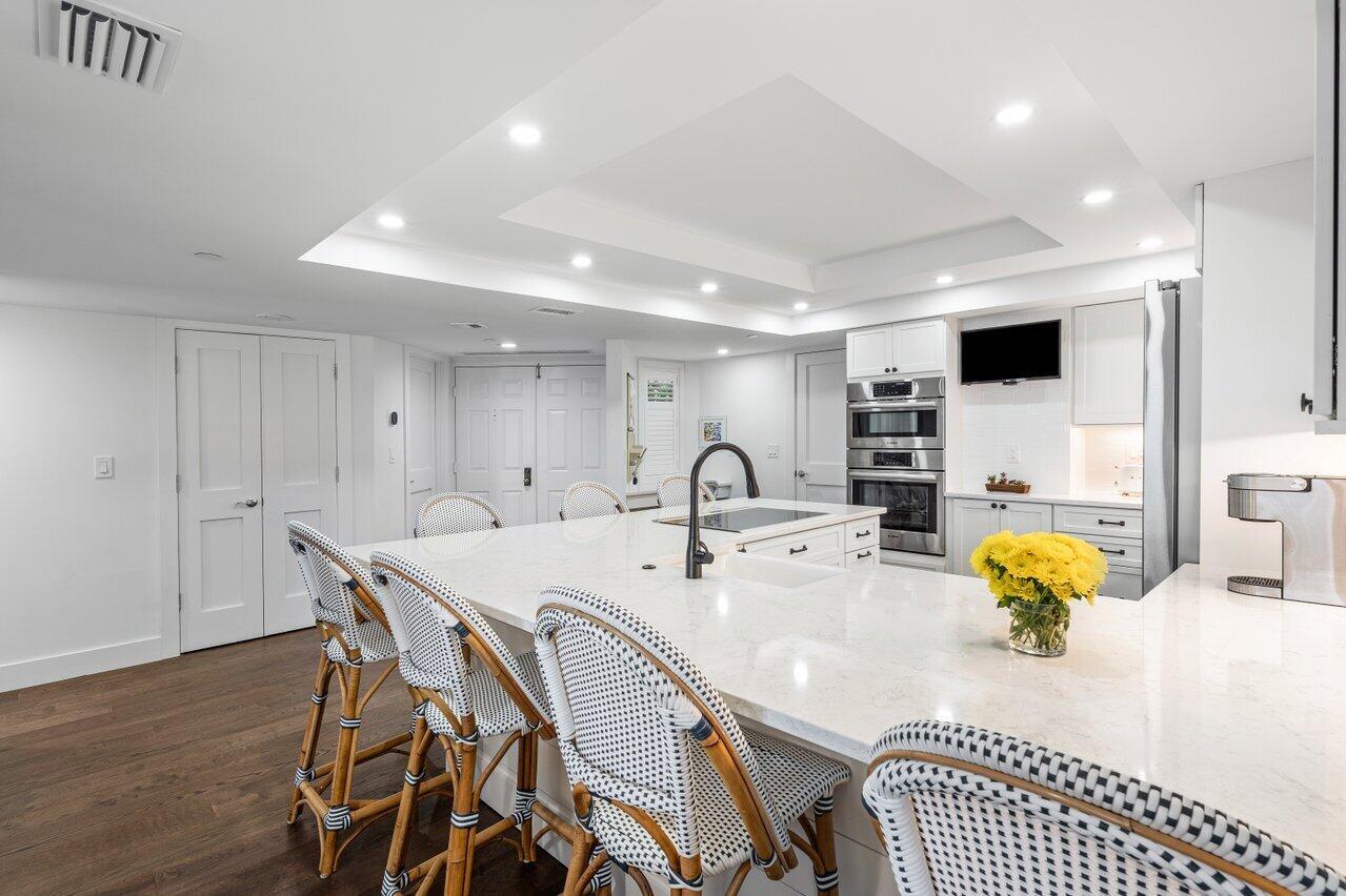 CORINTHIANS CONDO - Residential