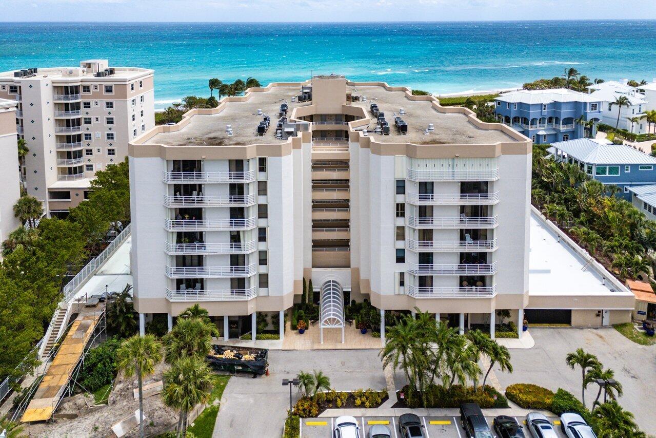 CORINTHIANS CONDO - Residential