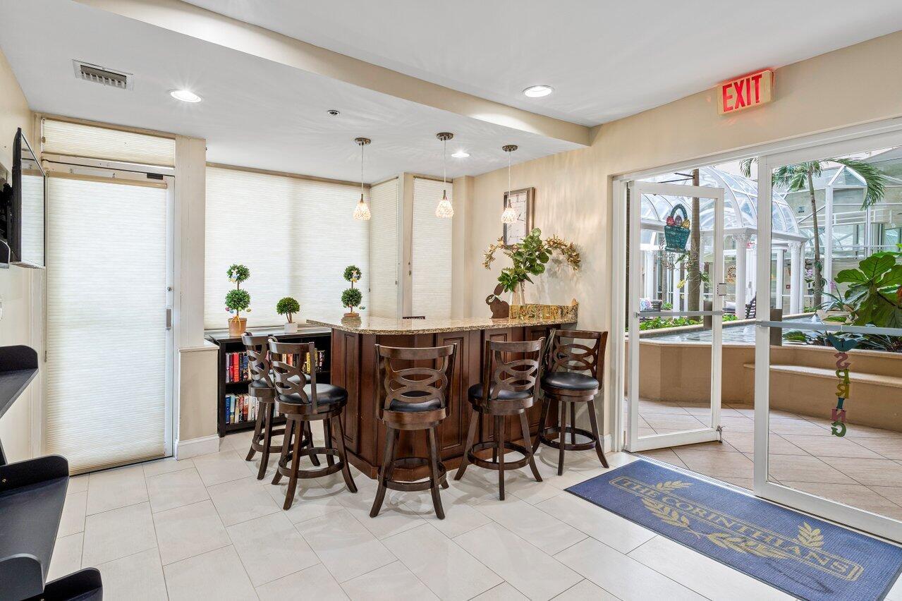 CORINTHIANS CONDO - Residential