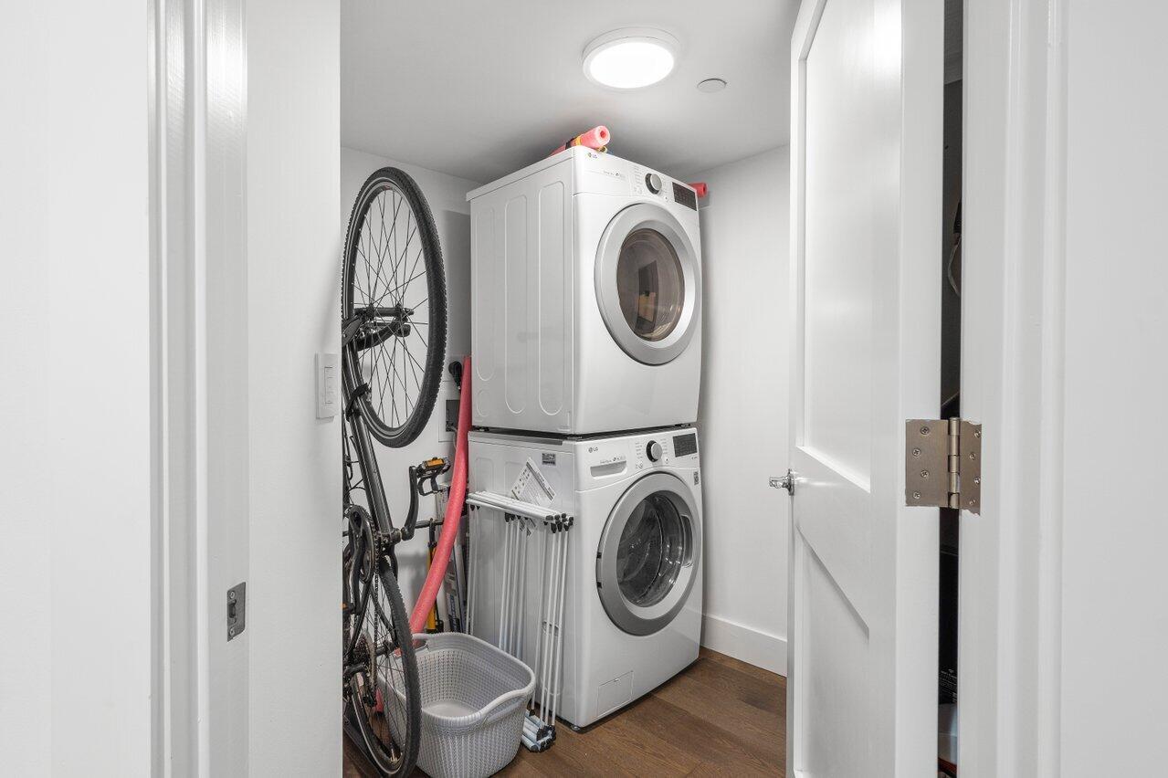 CORINTHIANS CONDO - Residential