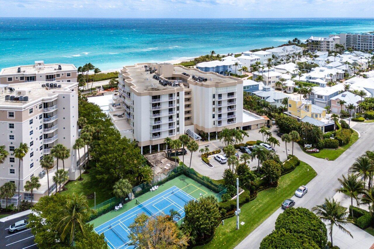 CORINTHIANS CONDO - Residential