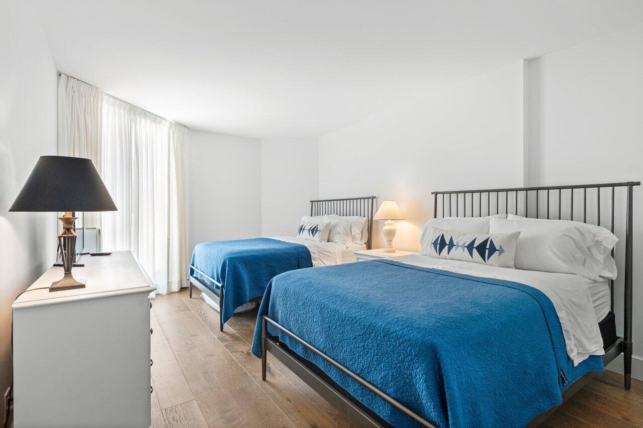 CORINTHIANS CONDO - Residential