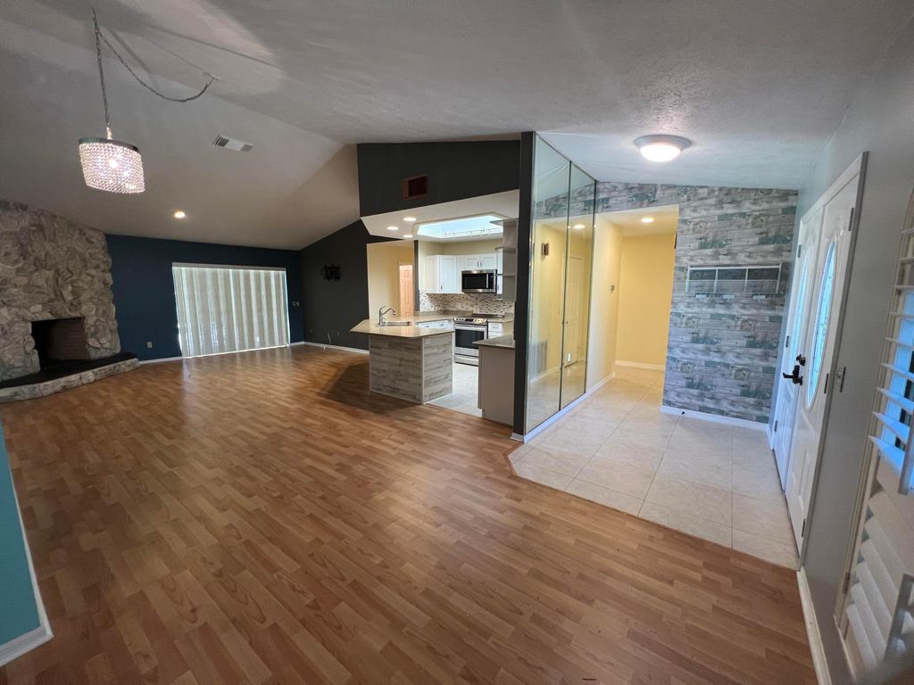 Photo of 1925 SE Cheltenham Street, Port Saint Lucie, FL 34983 (MLS # B26013041)