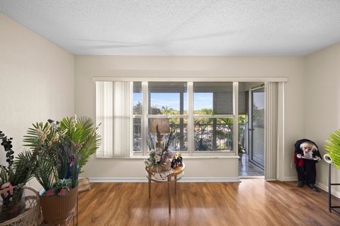 Tiny photo for 10777 W Sample Road #508, Coral Springs, FL 33065 (MLS # B26005281)