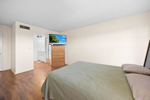 Tiny photo for 10777 W Sample Road #508, Coral Springs, FL 33065 (MLS # B26005281)