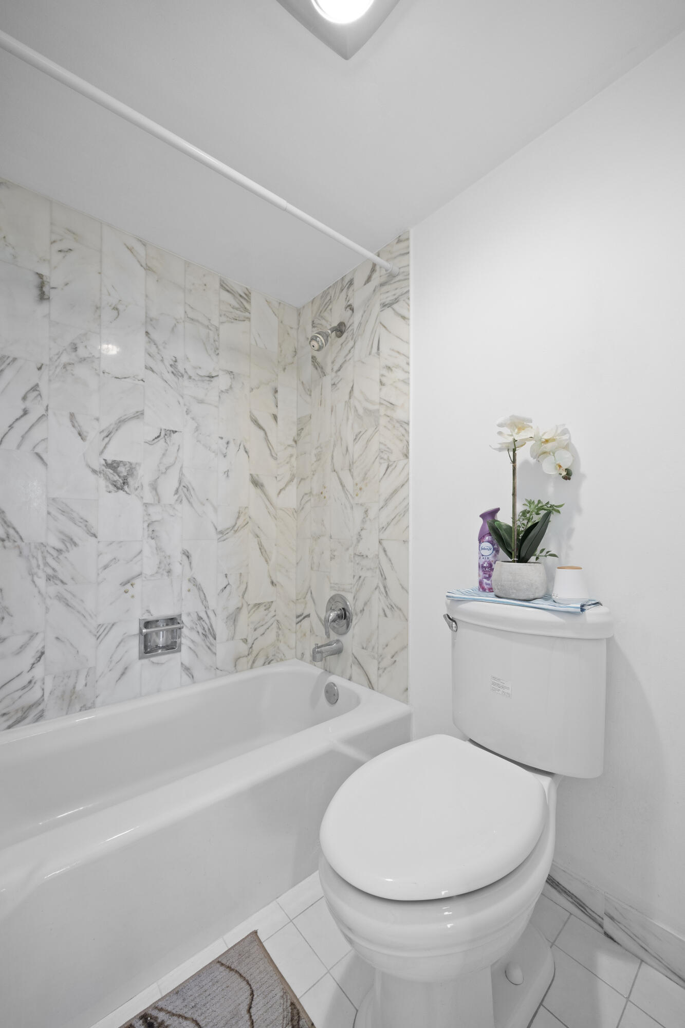 COUNTRY CLUB TOWER OF CORAL - Residential