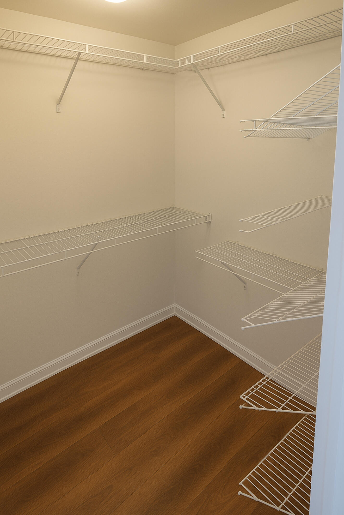 COUNTRY CLUB TOWER OF CORAL - Residential