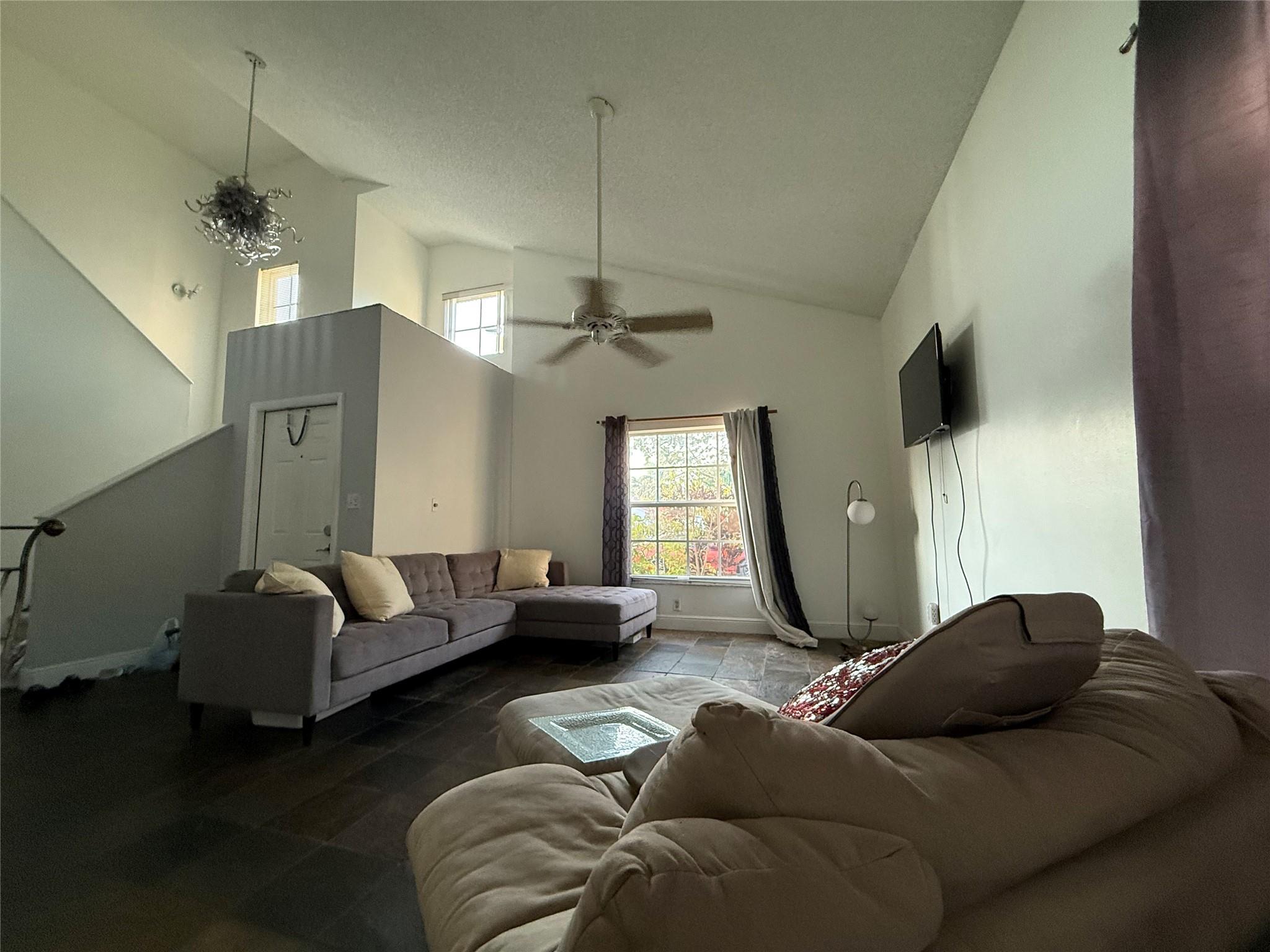 1223 NW 125th Ter