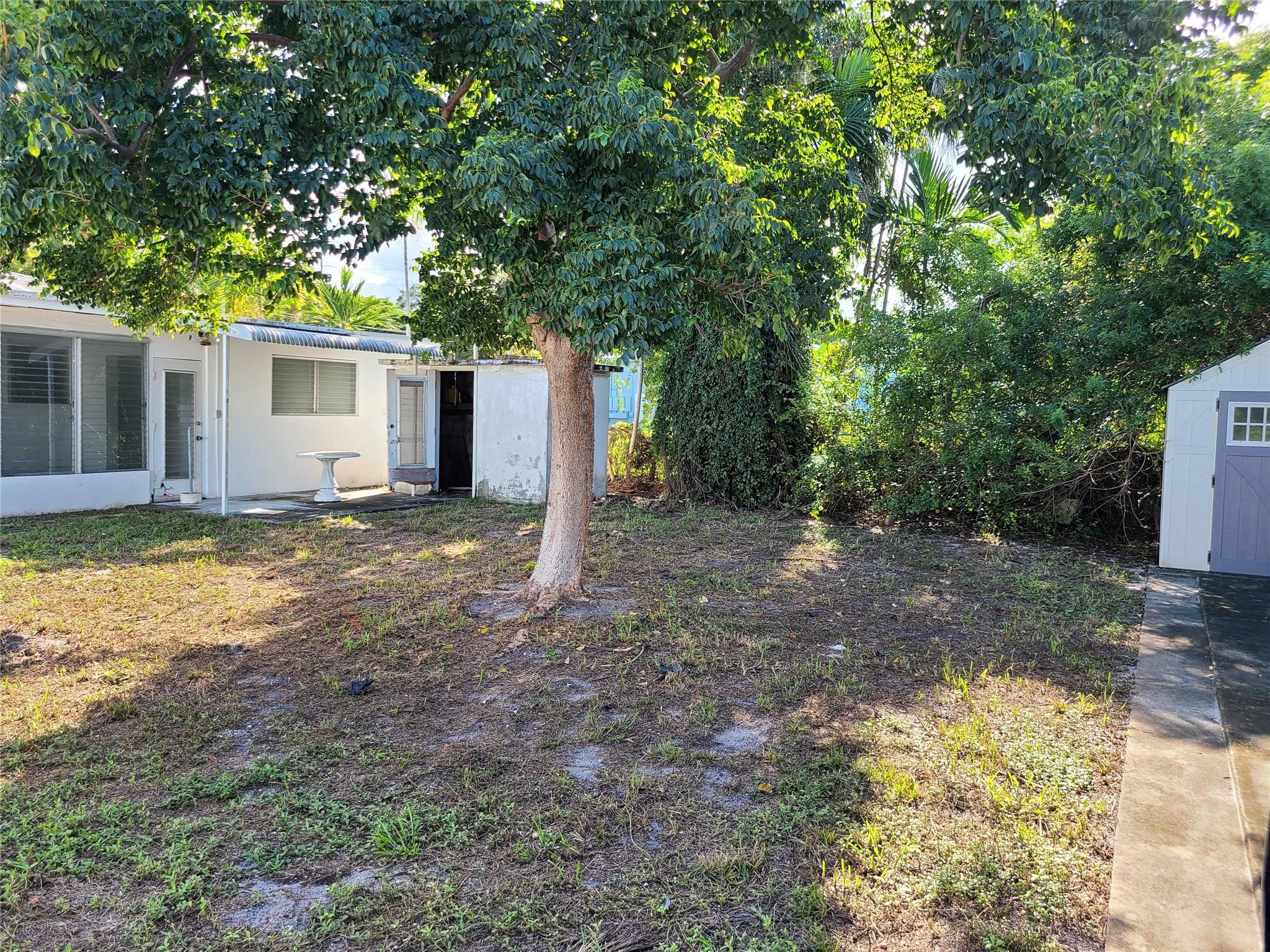 119 SE 10 Street