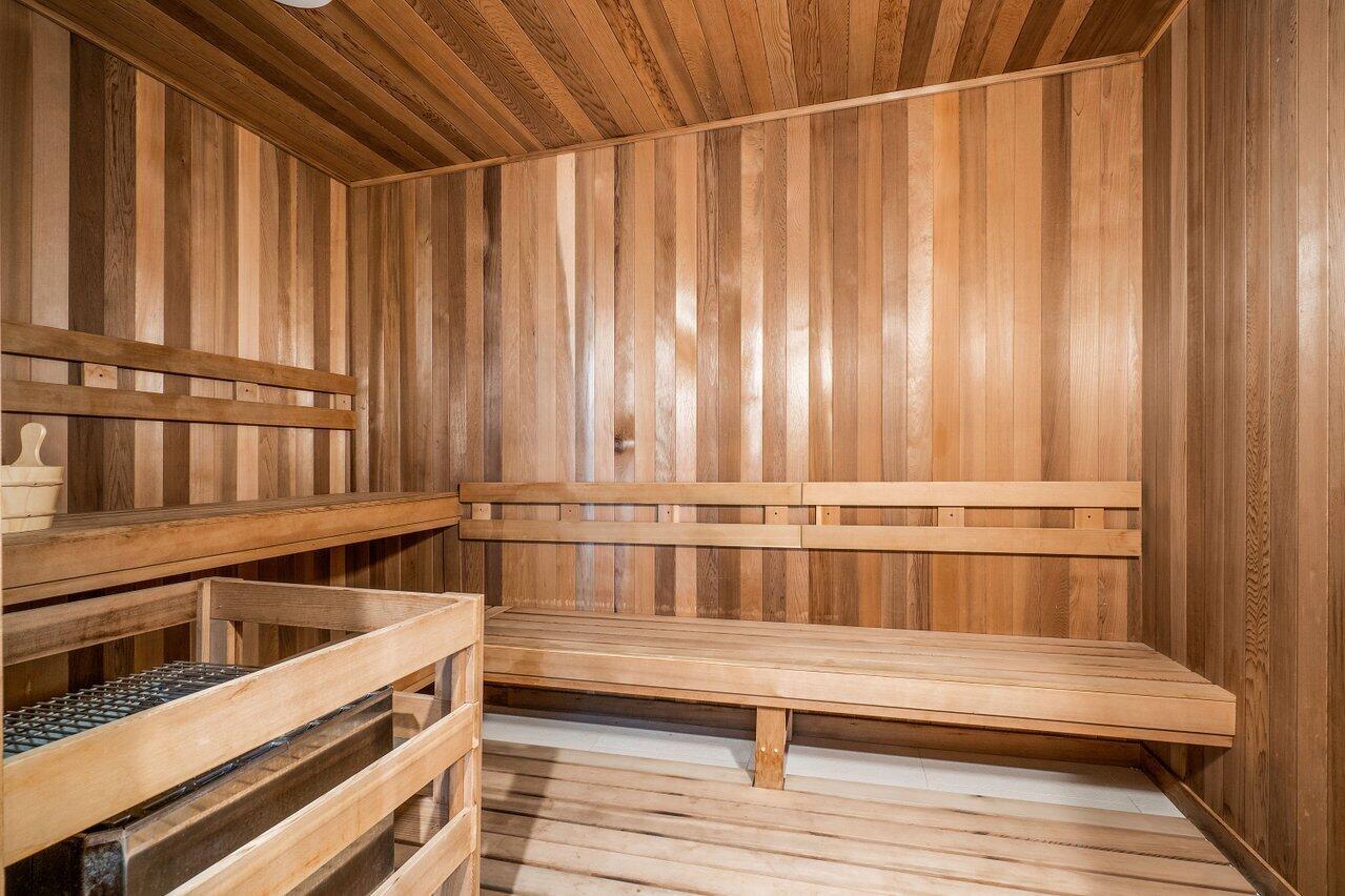 ONE THOUSAND OCEAN - Residential