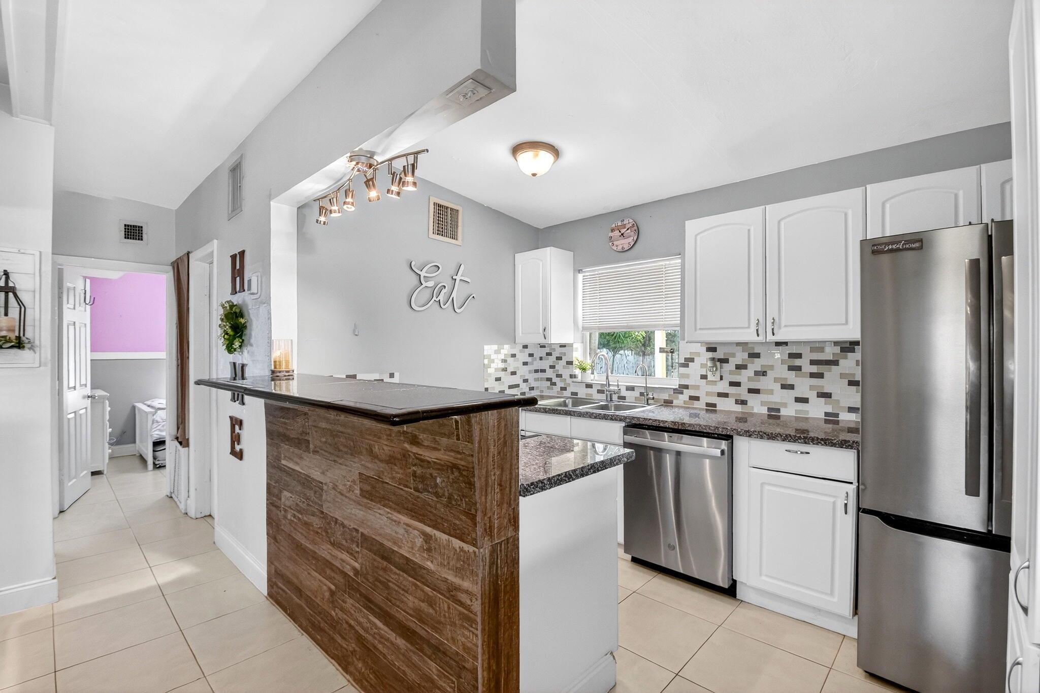 SAN CASTLE 1ST AND 2ND AD - Residential