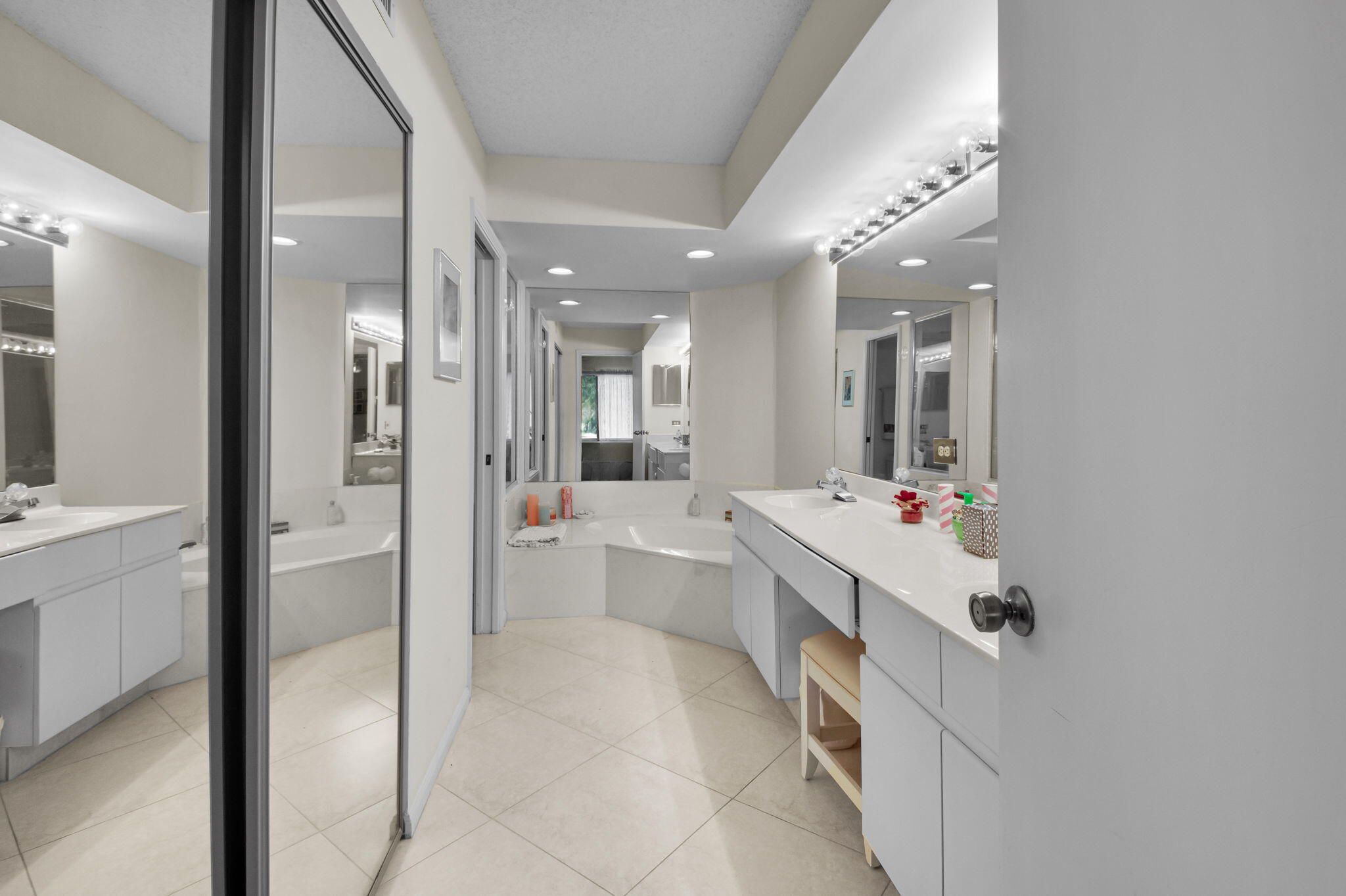 7380 Clunie Place 13006