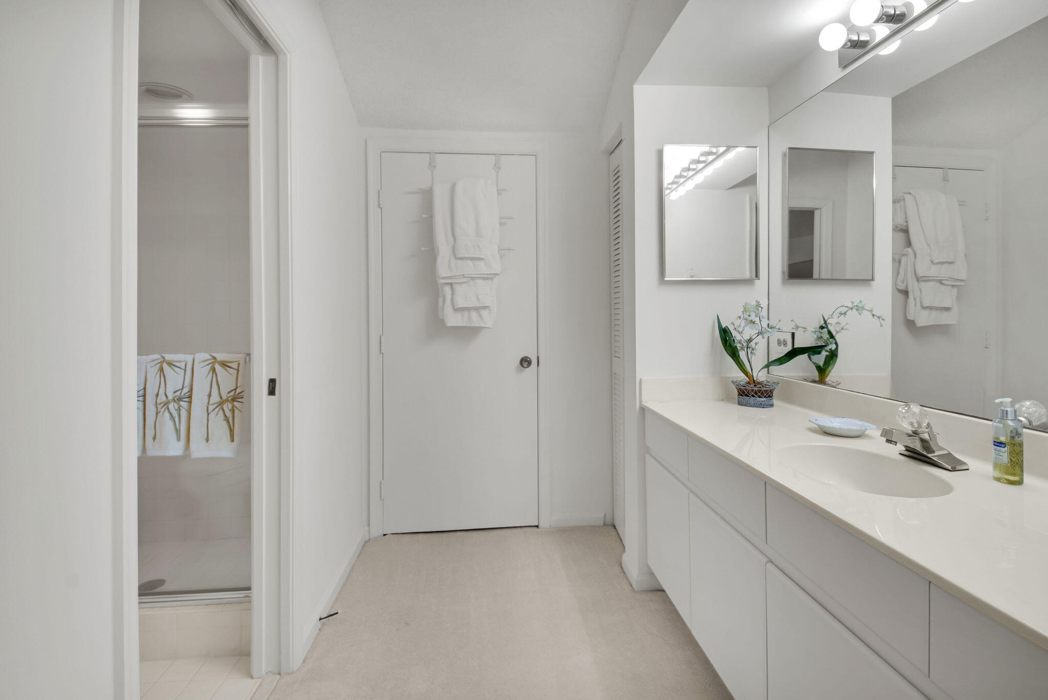 GLENEAGLES CONDO VI - Residential