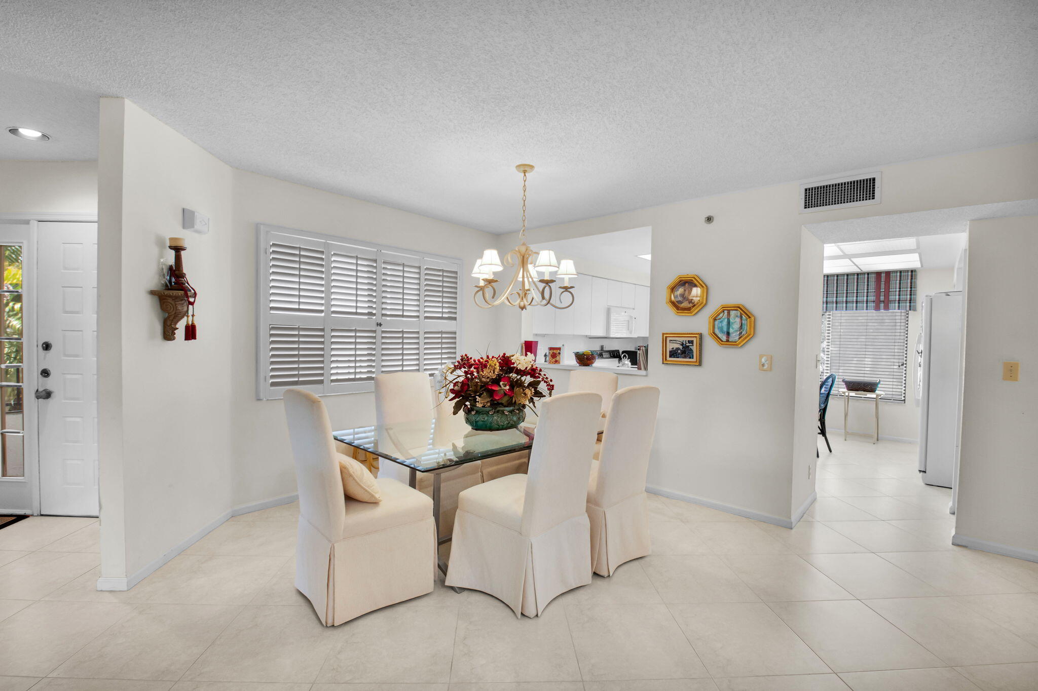 GLENEAGLES CONDO VI - Residential