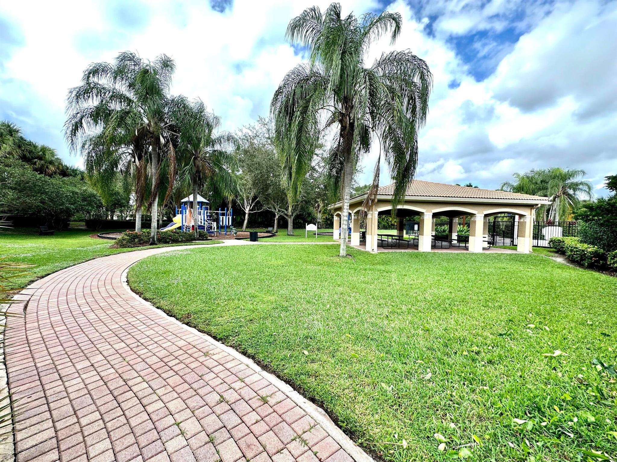 NAUTICA ISLES 2 - Residential