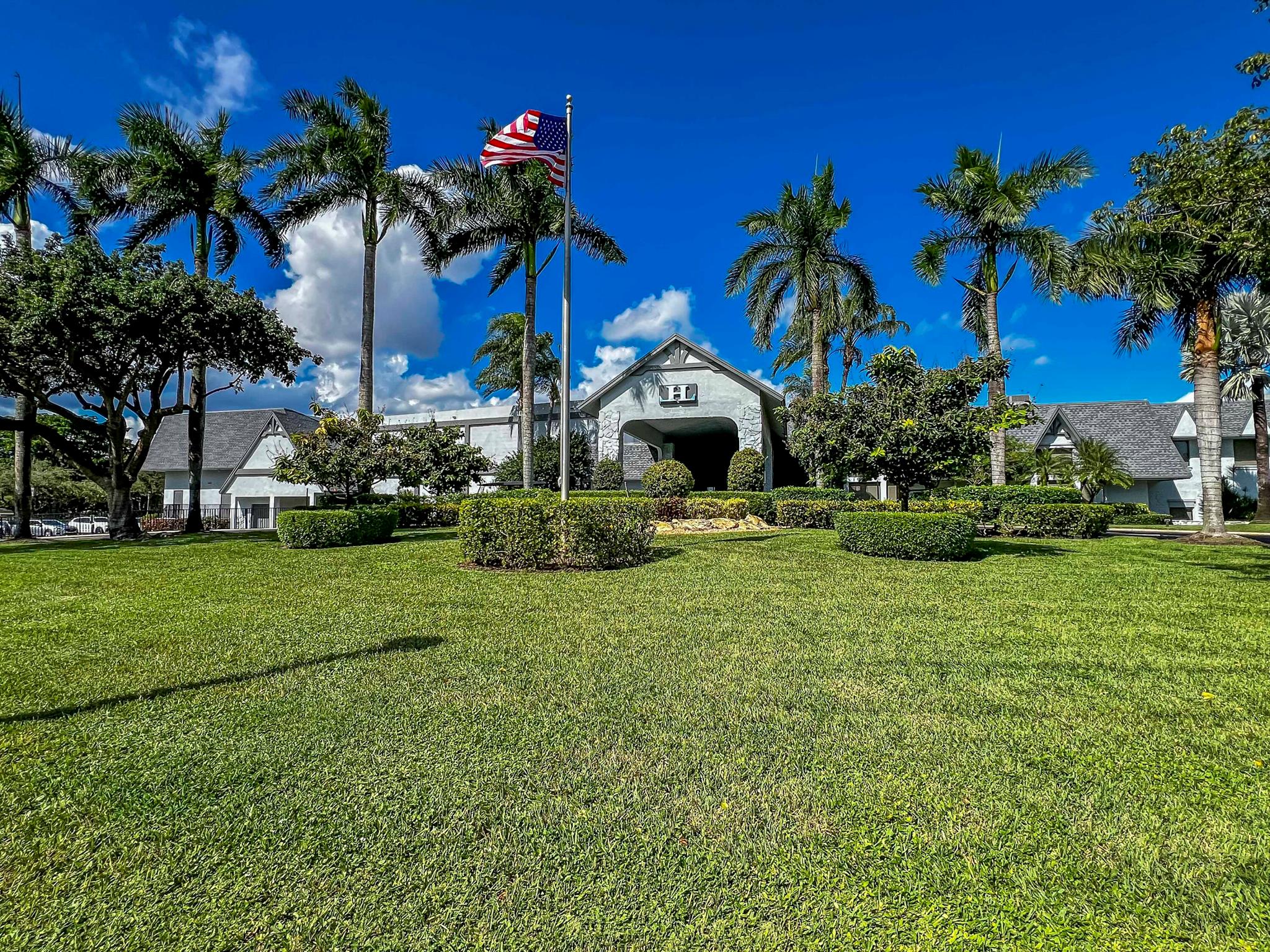 Huntington Lakes - Residential