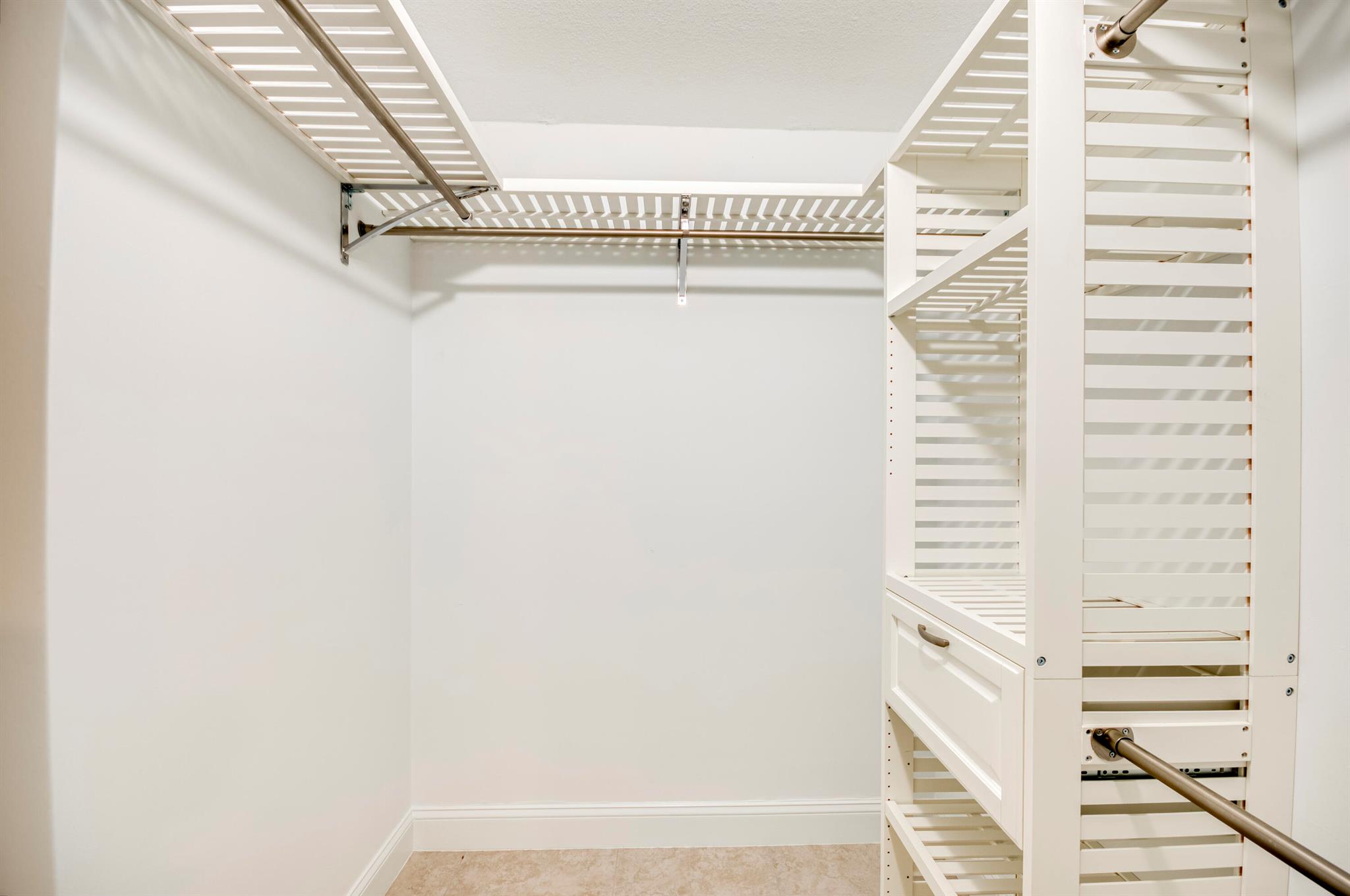 Huntington Lakes - Residential