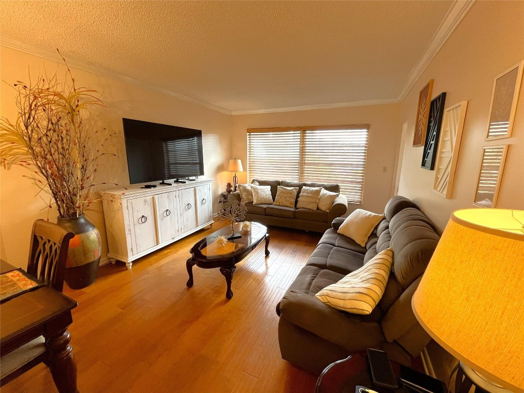 ORIOLE GOLF AND TENNIS - Residential