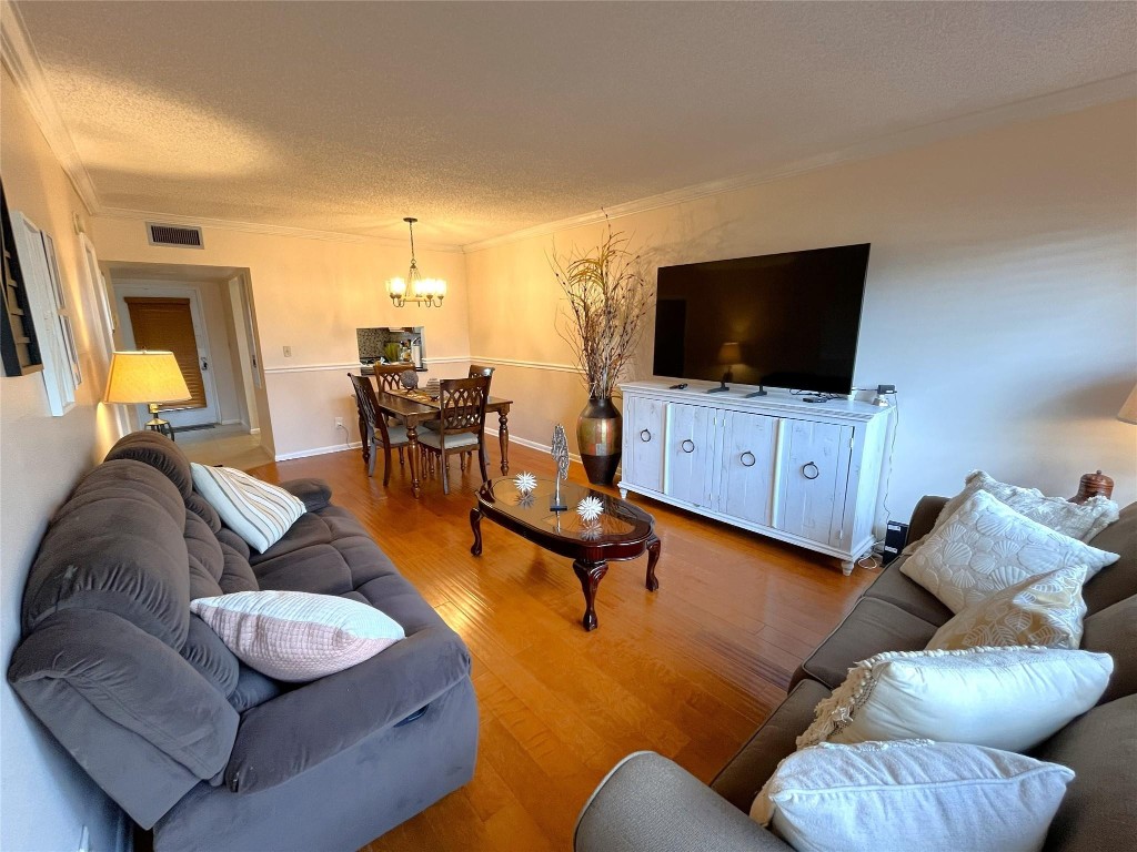 ORIOLE GOLF AND TENNIS - Residential