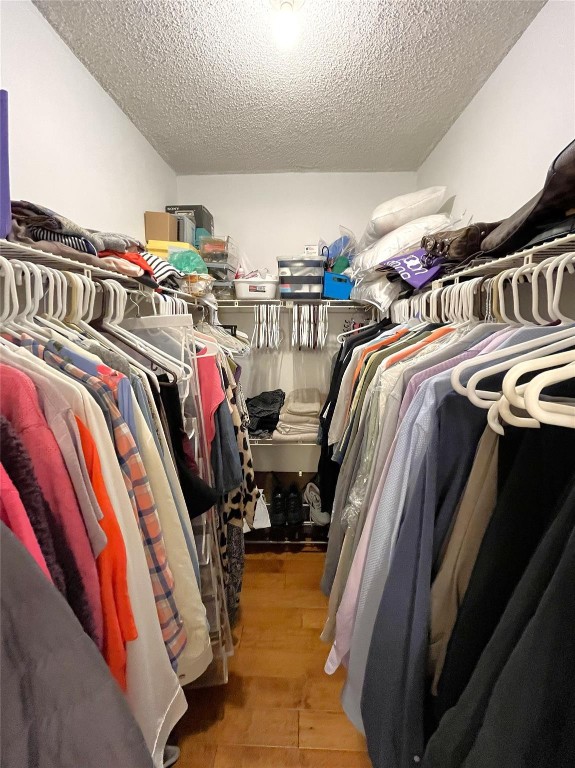 ORIOLE GOLF AND TENNIS - Residential