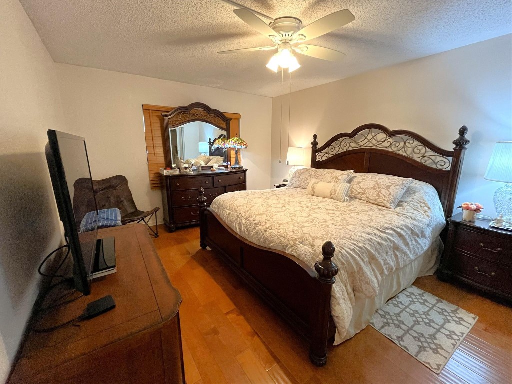 ORIOLE GOLF AND TENNIS - Residential