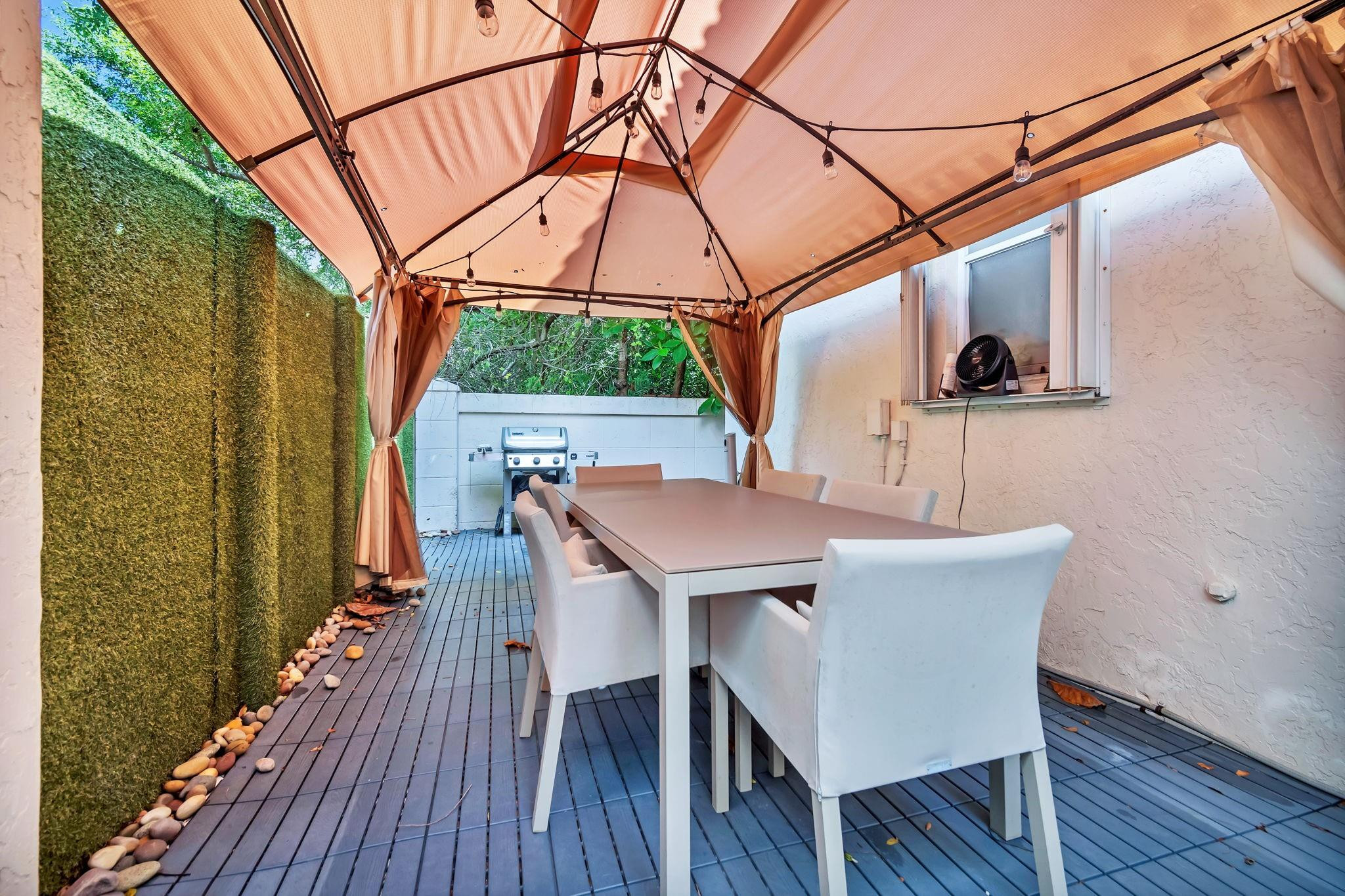 San Marino Village 161-48 - Residential