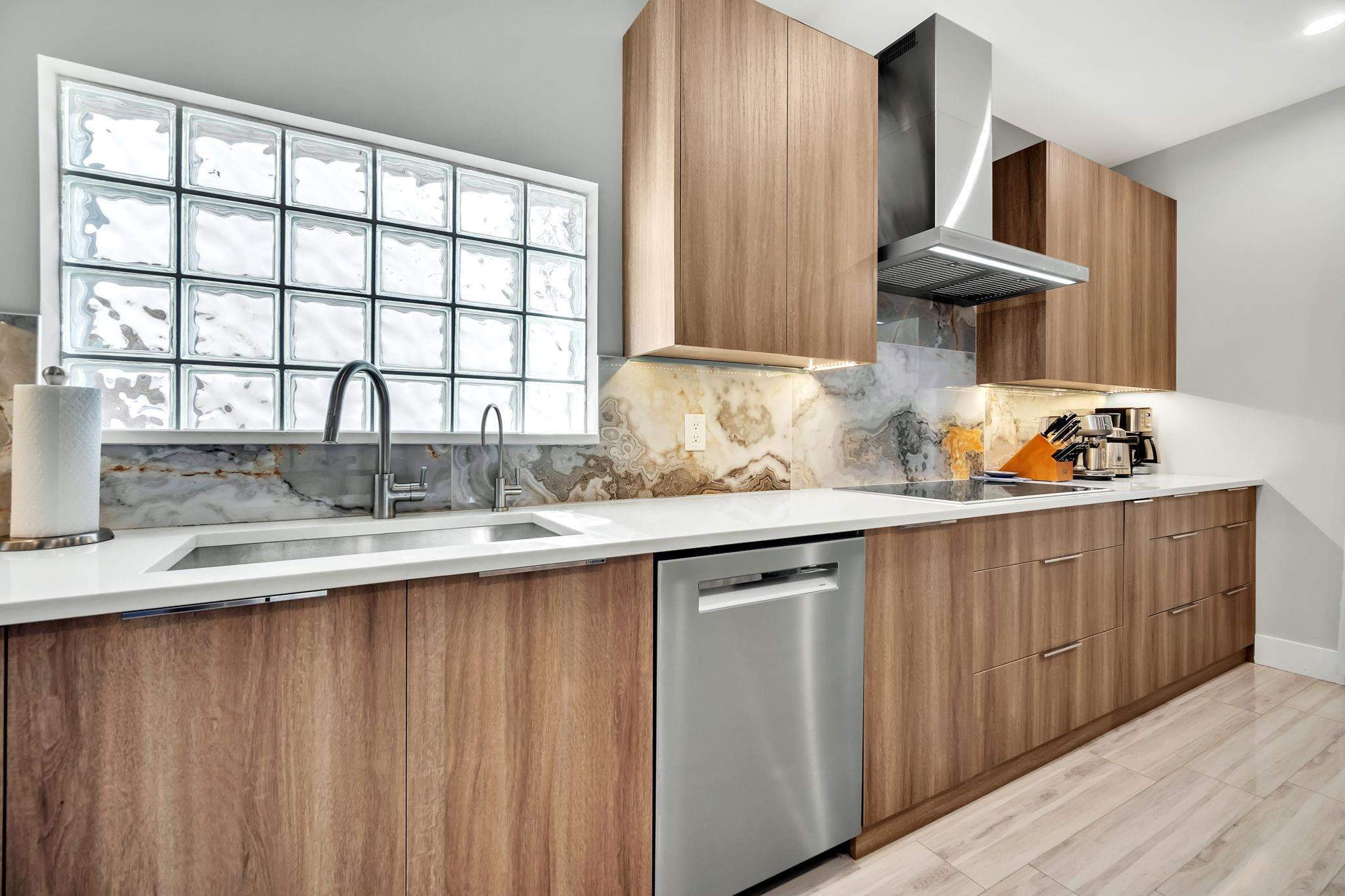 San Marino Village 161-48 - Residential