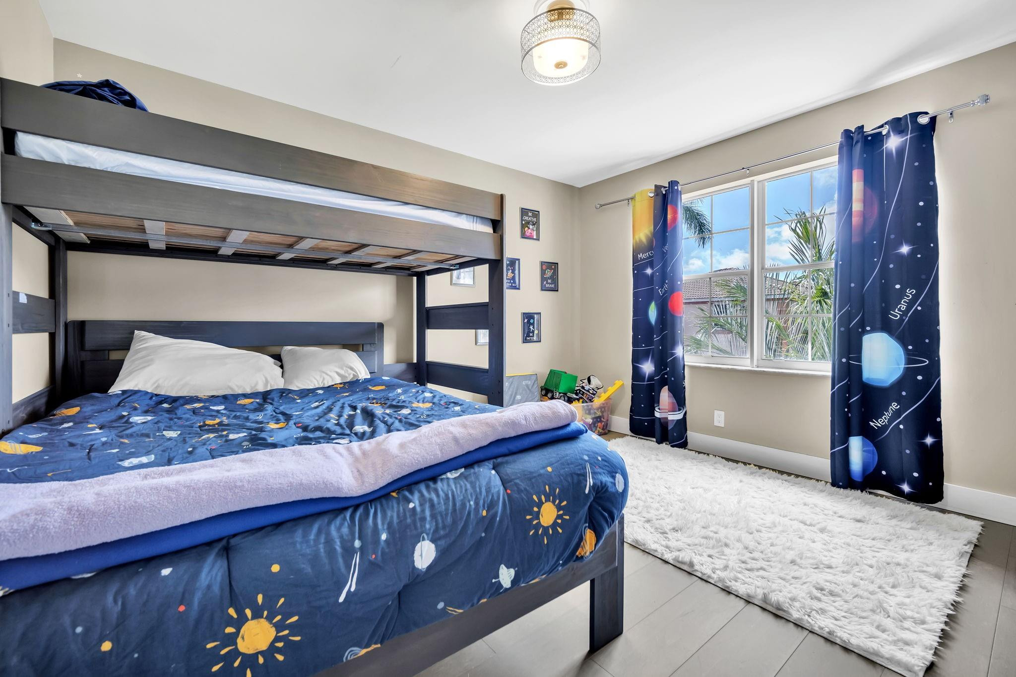 San Marino Village 161-48 - Residential