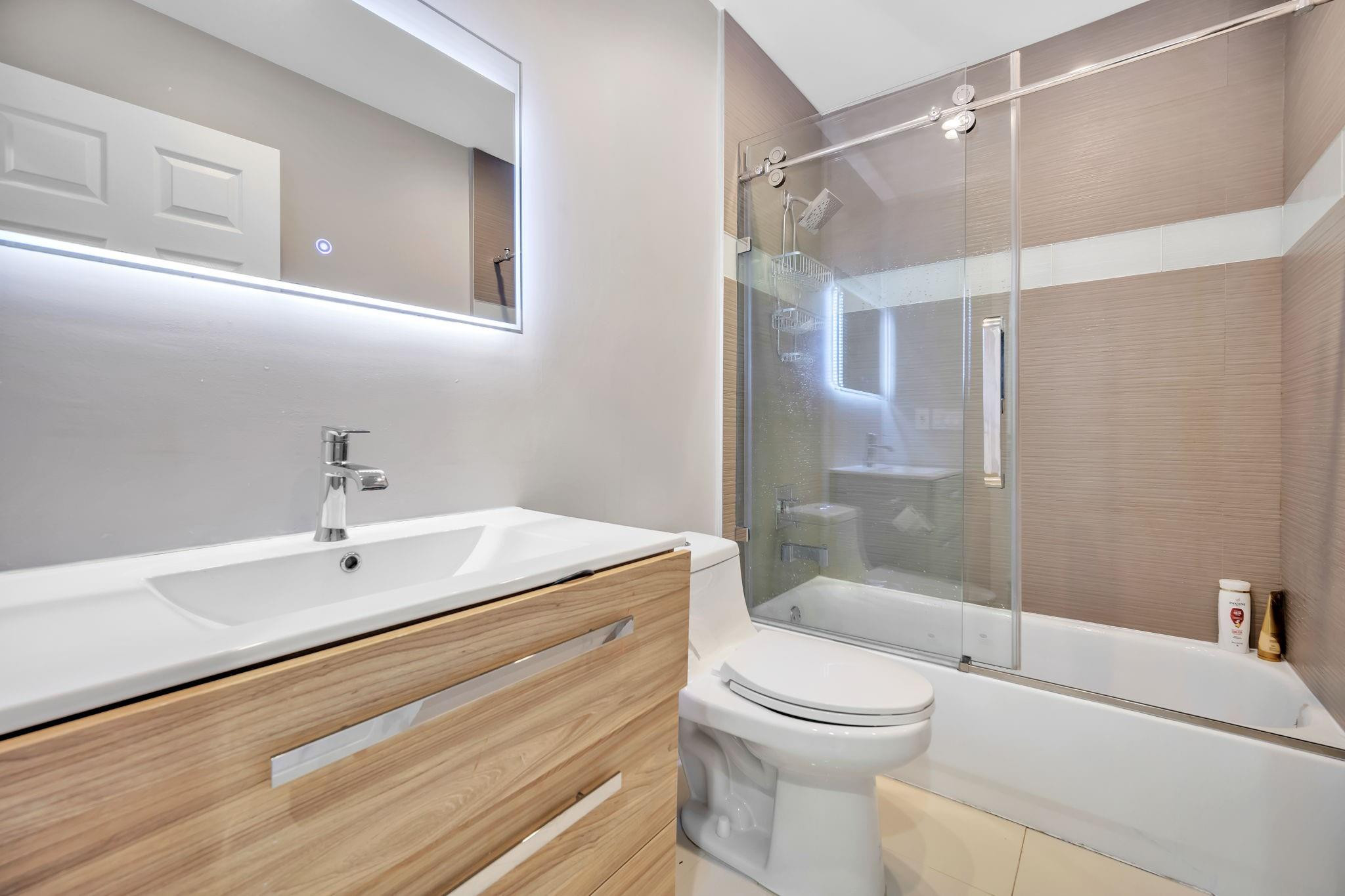 San Marino Village 161-48 - Residential