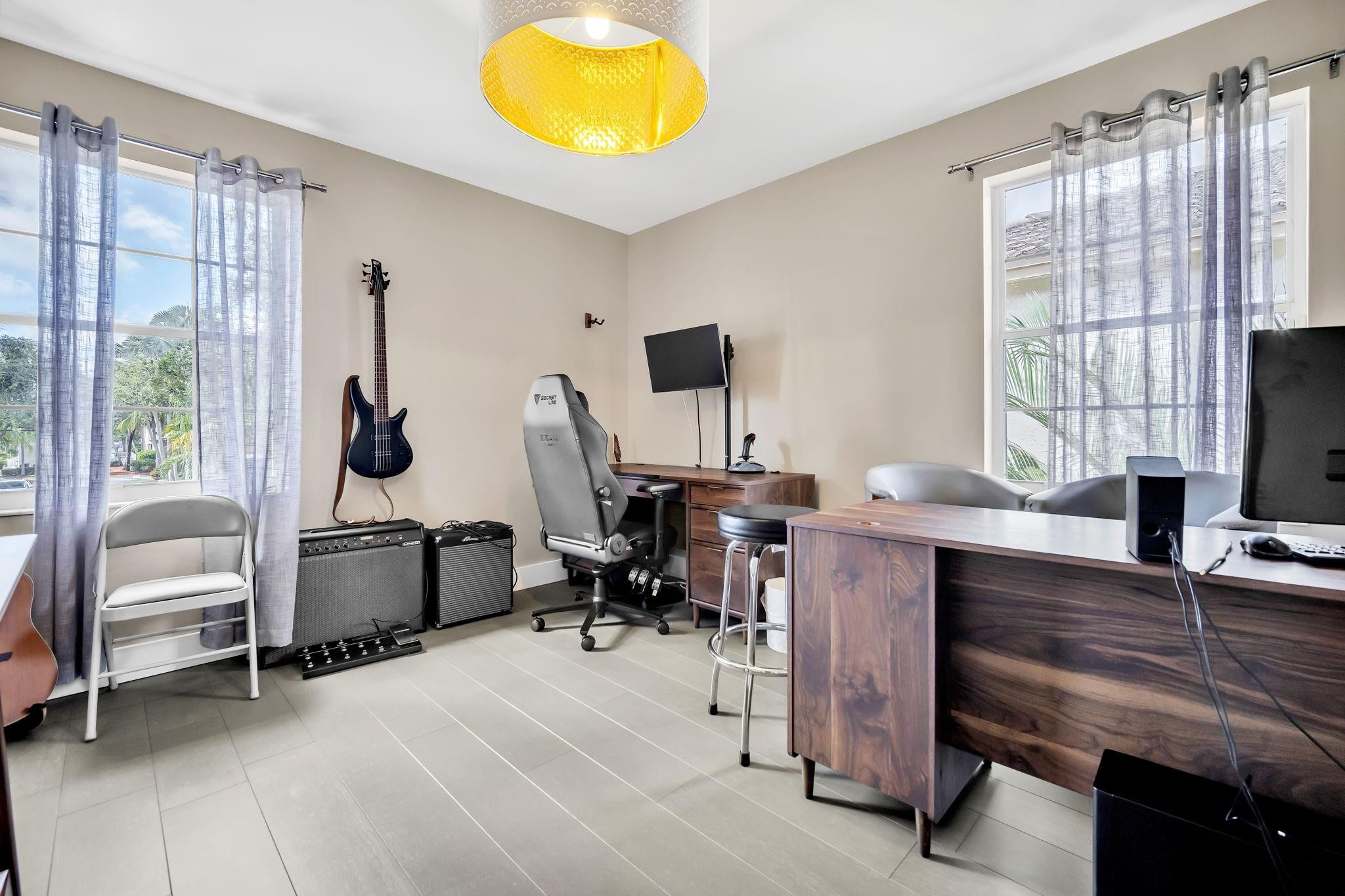 San Marino Village 161-48 - Residential