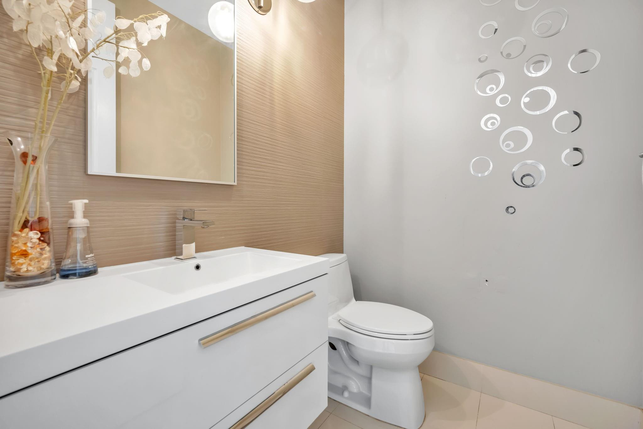 San Marino Village 161-48 - Residential