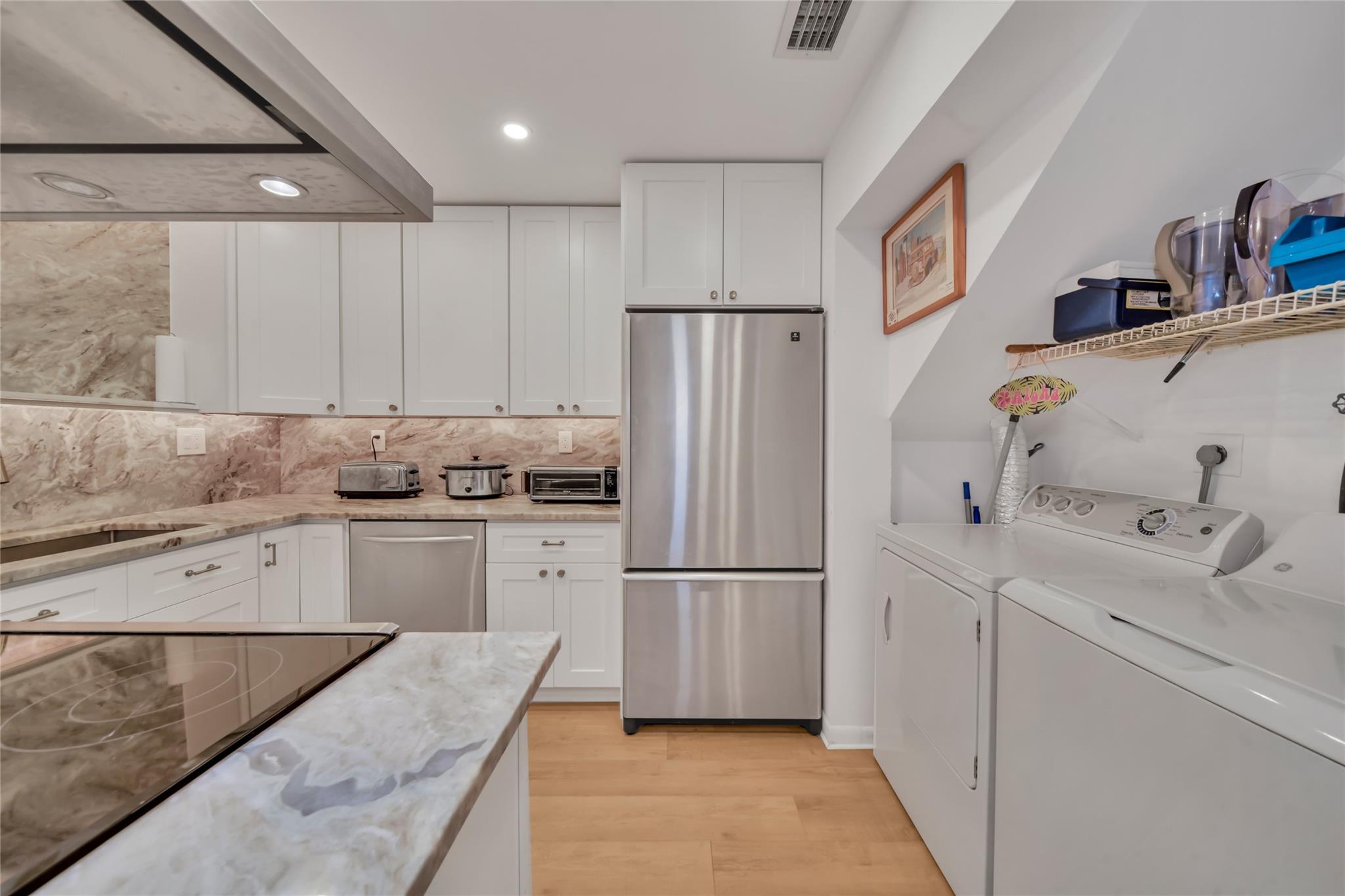 Spanish Spring Townhomes - Residential