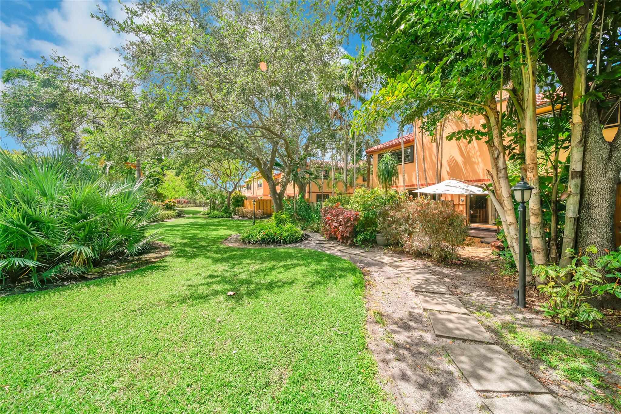 Spanish Spring Townhomes - Residential