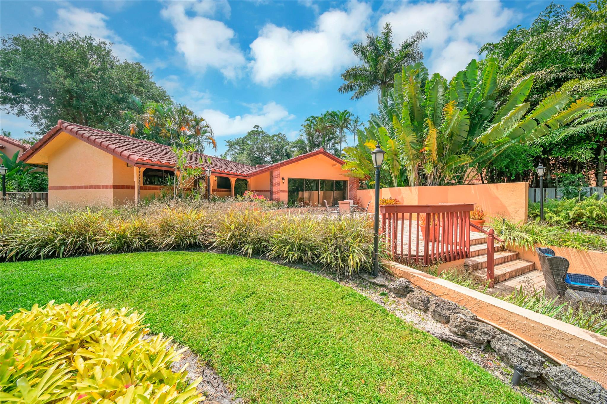 Spanish Spring Townhomes - Residential