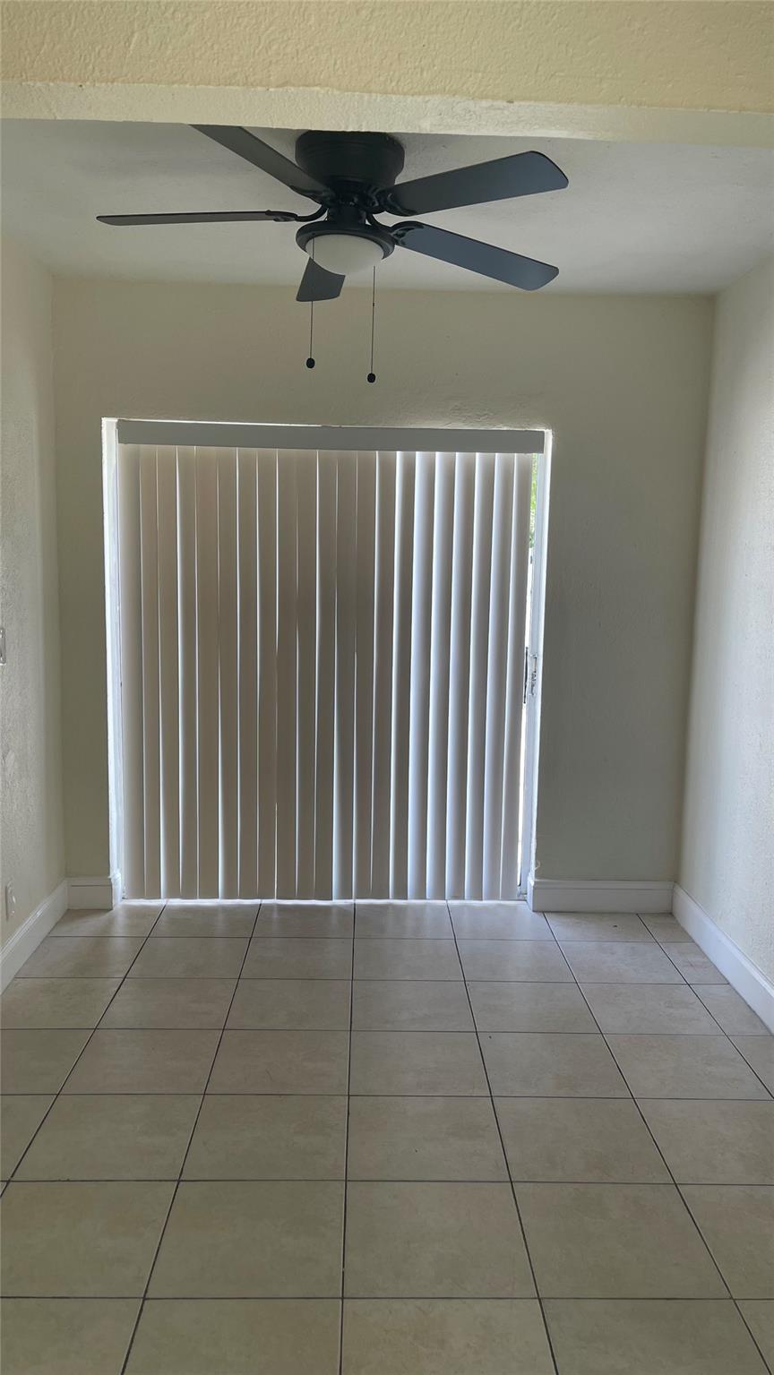 LAUDERDALE MANORS AMD PLA - Residential Lease