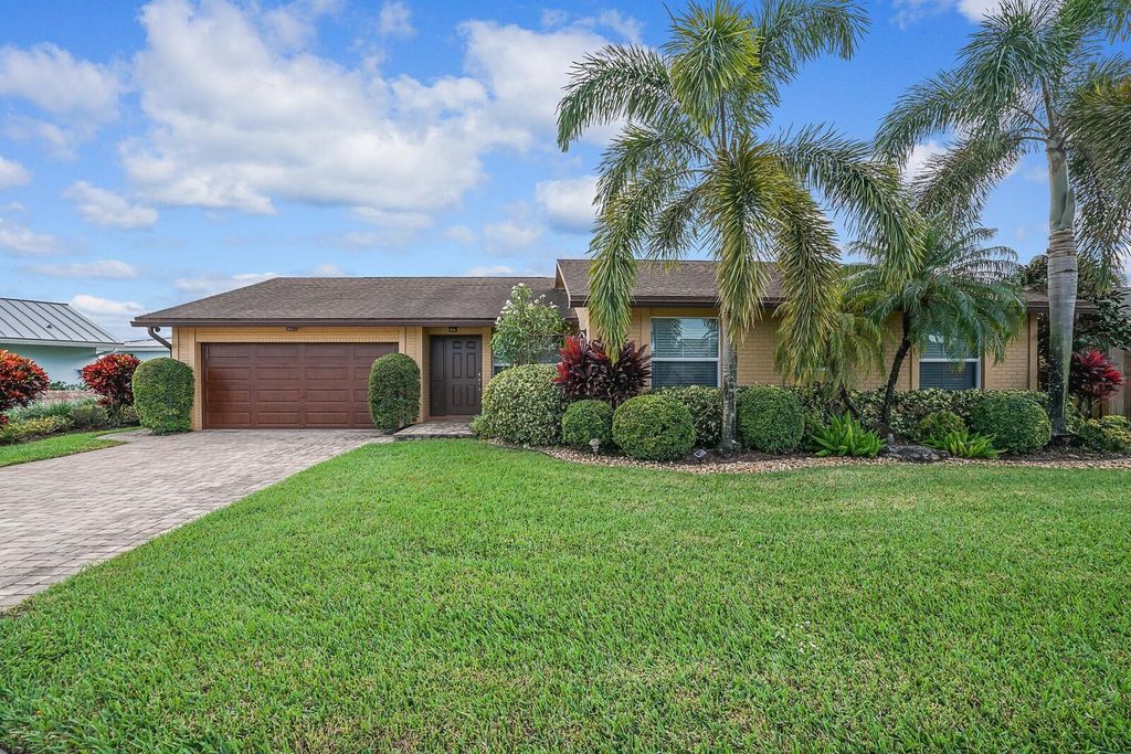 Photo of 1920 NW 42nd Street, Oakland Park, FL 33309 (MLS # F10417475)