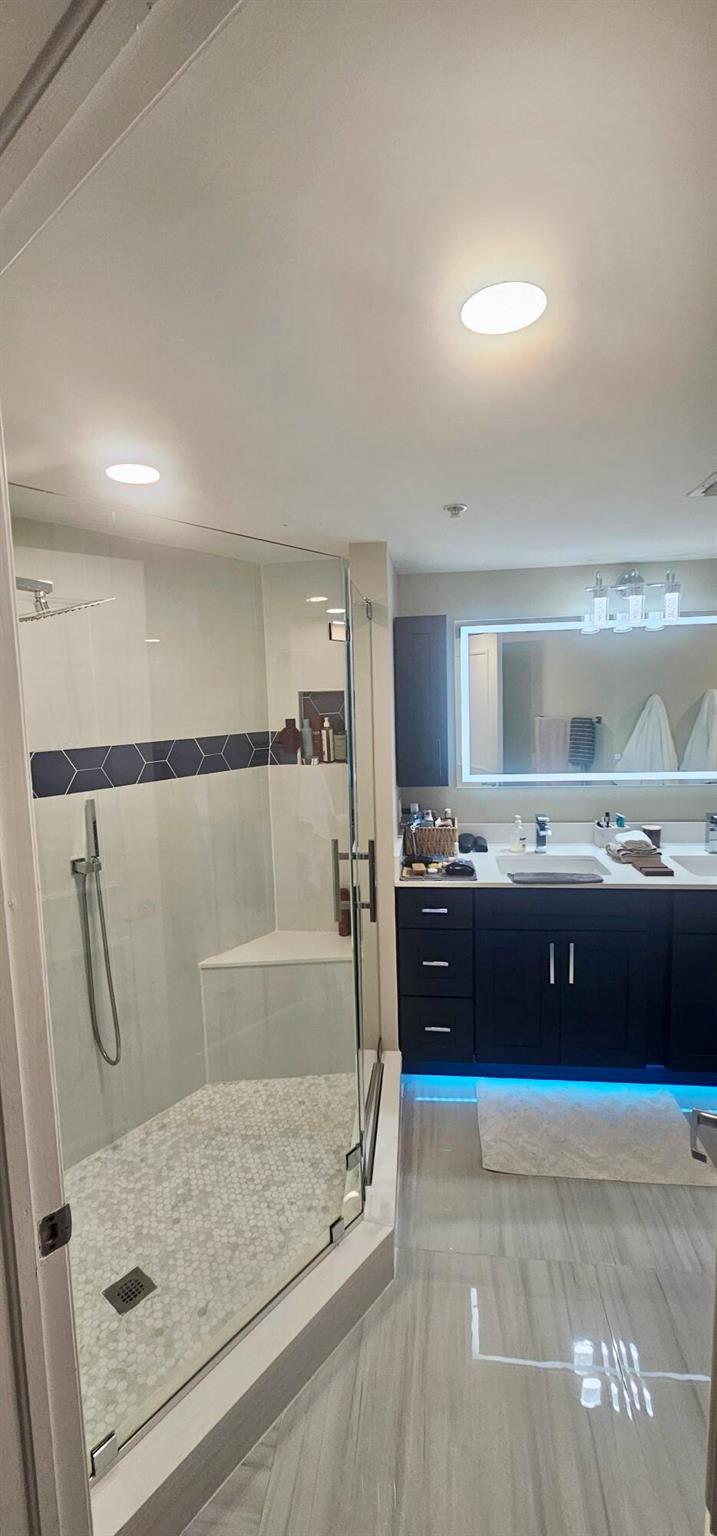 The bridgewater condo wit - Residential Lease