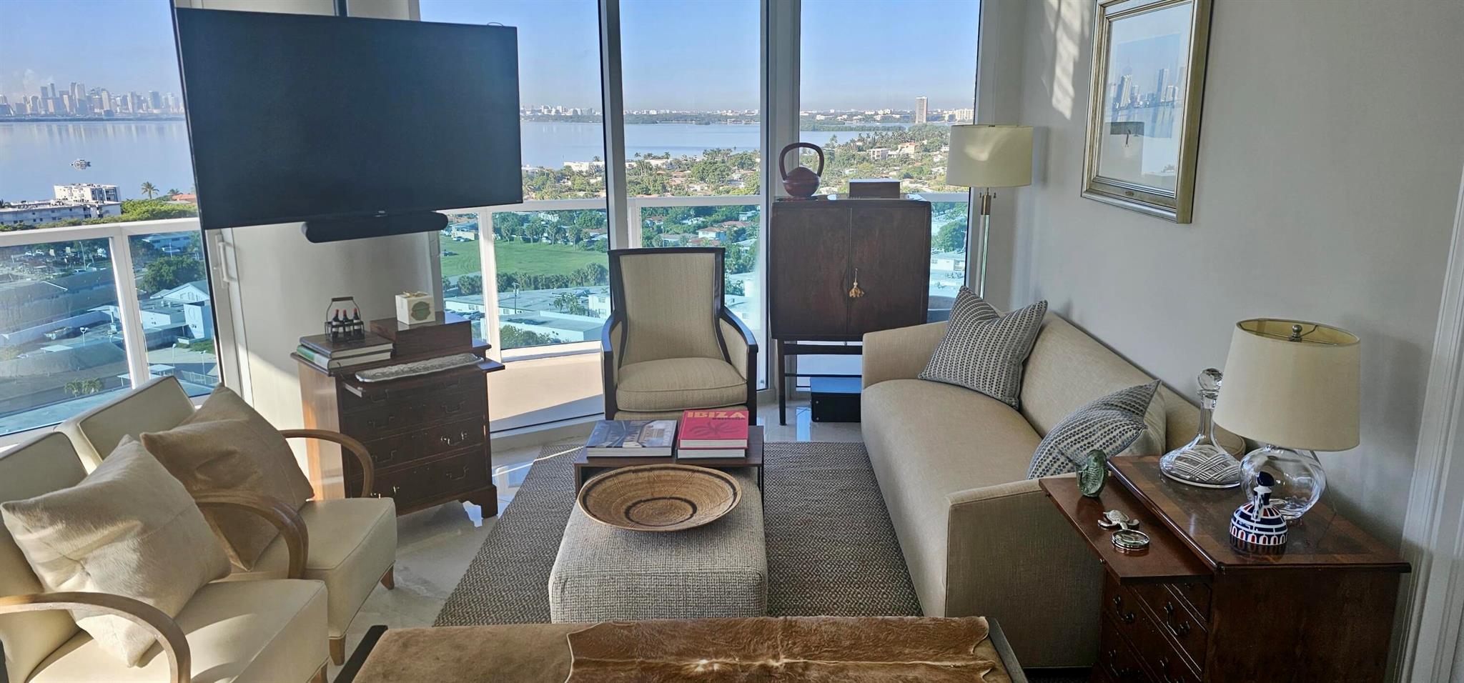 The bridgewater condo wit - Residential Lease