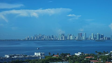 1881 79th St Cswy Causeway Miami Beach FL 33141